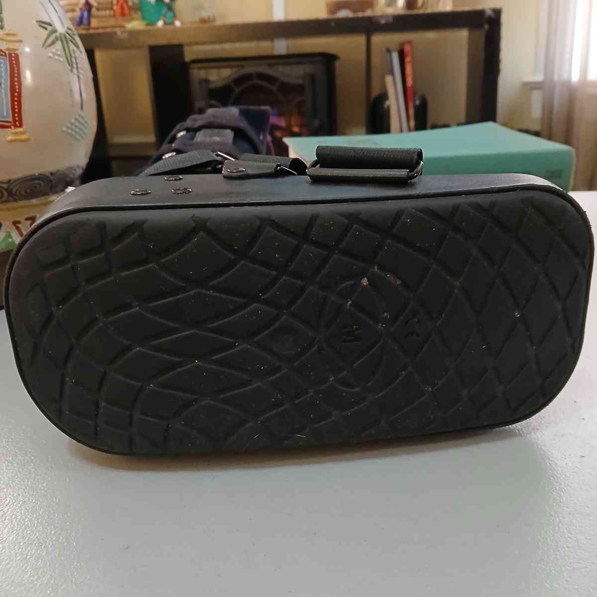 Maxtrax Walker Brace Walking Boots Size M