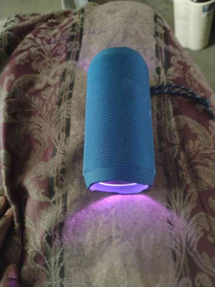 EDUPLINK M6PRO WATERPROOF SPEAKER