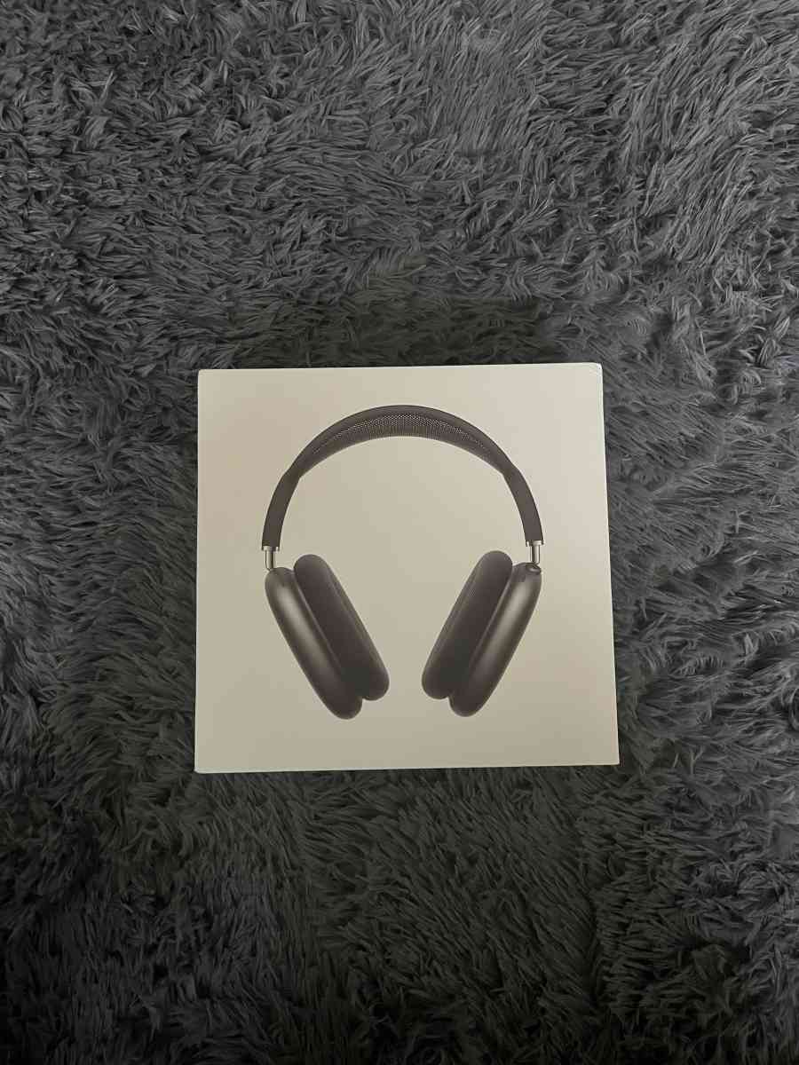 midnight AirPods Max