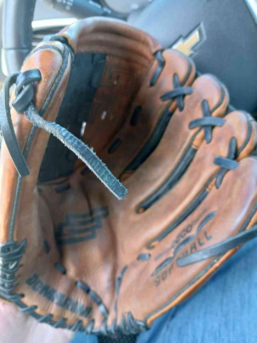13 inch Softball Glove