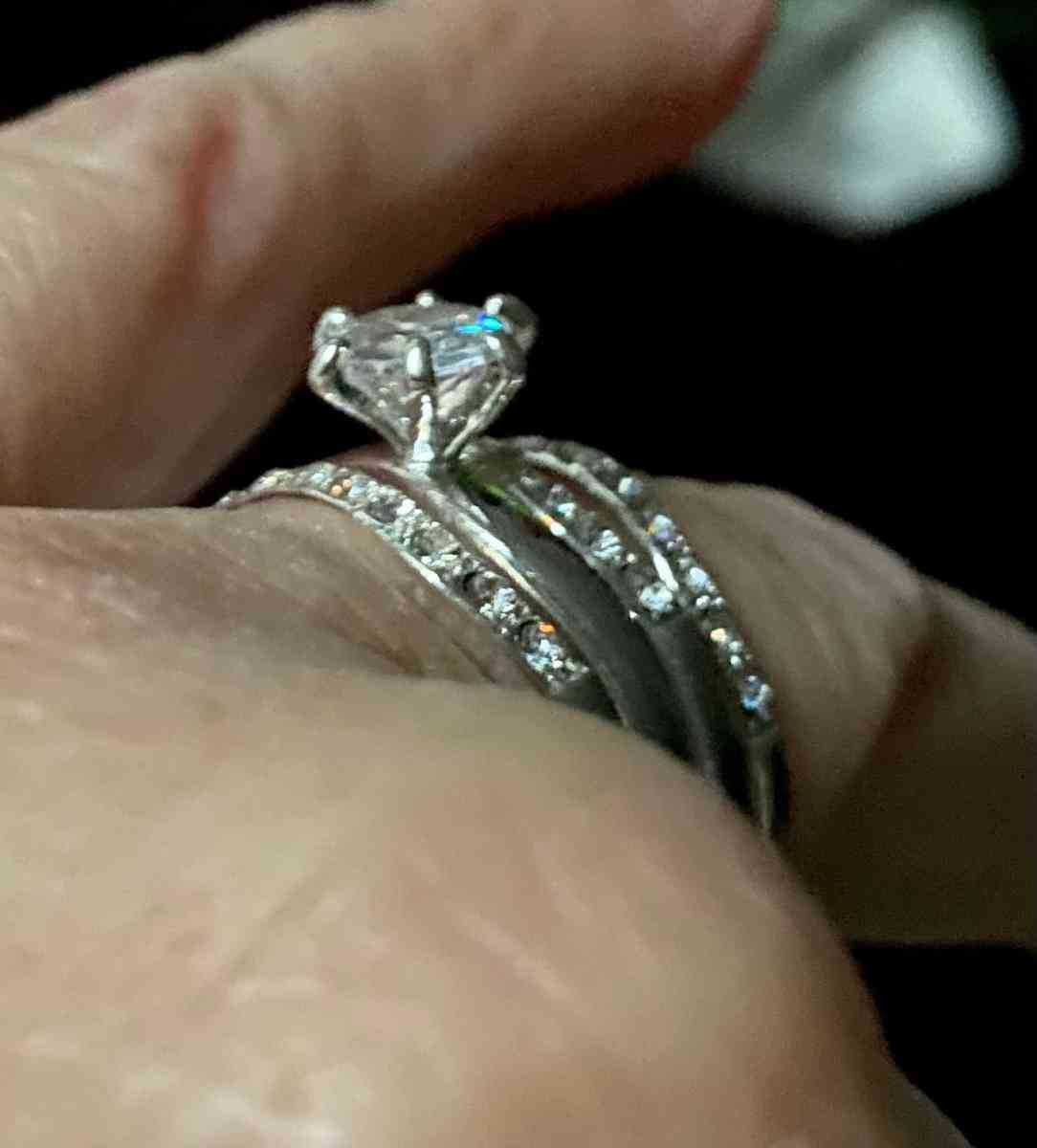 Cz set INC great deal