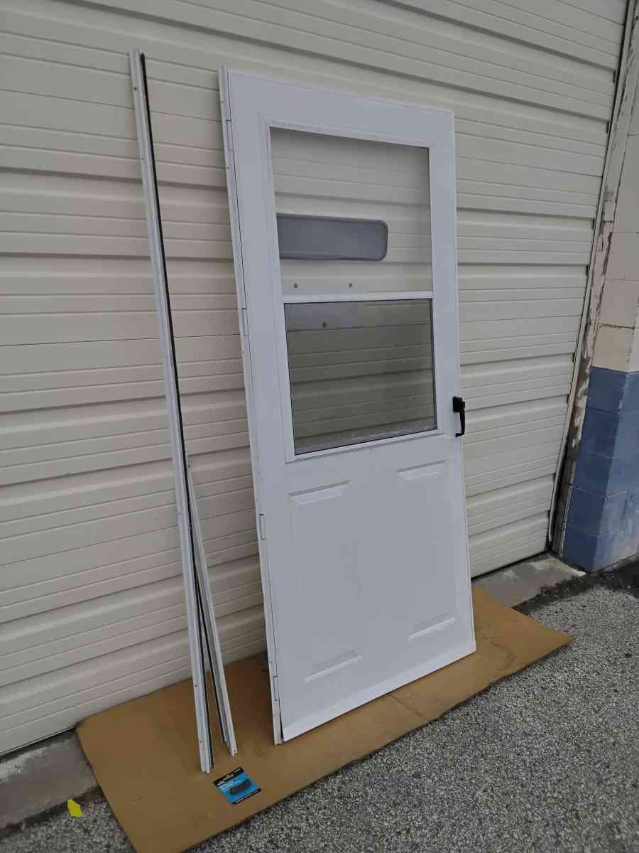 Nice White Storm Door With Screen LH Swing  Like New