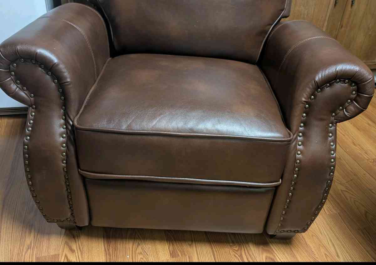 Leather Push Back Recliner