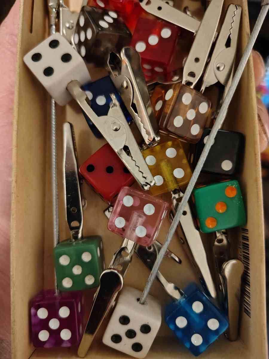 Dice Clips x1 10 or X2 15 bucks