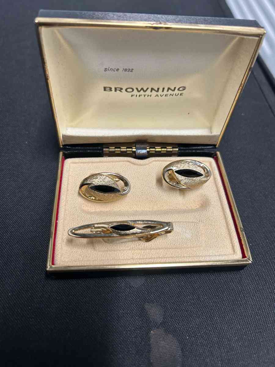 BROWNING FIFTH AVENUE CUFF LINK SET SERIOUS BUYER ONLY