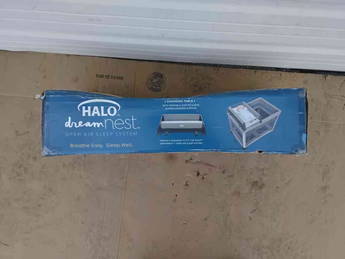Nice Babys Halo Dream Nest Open Air Sleep System Brand New