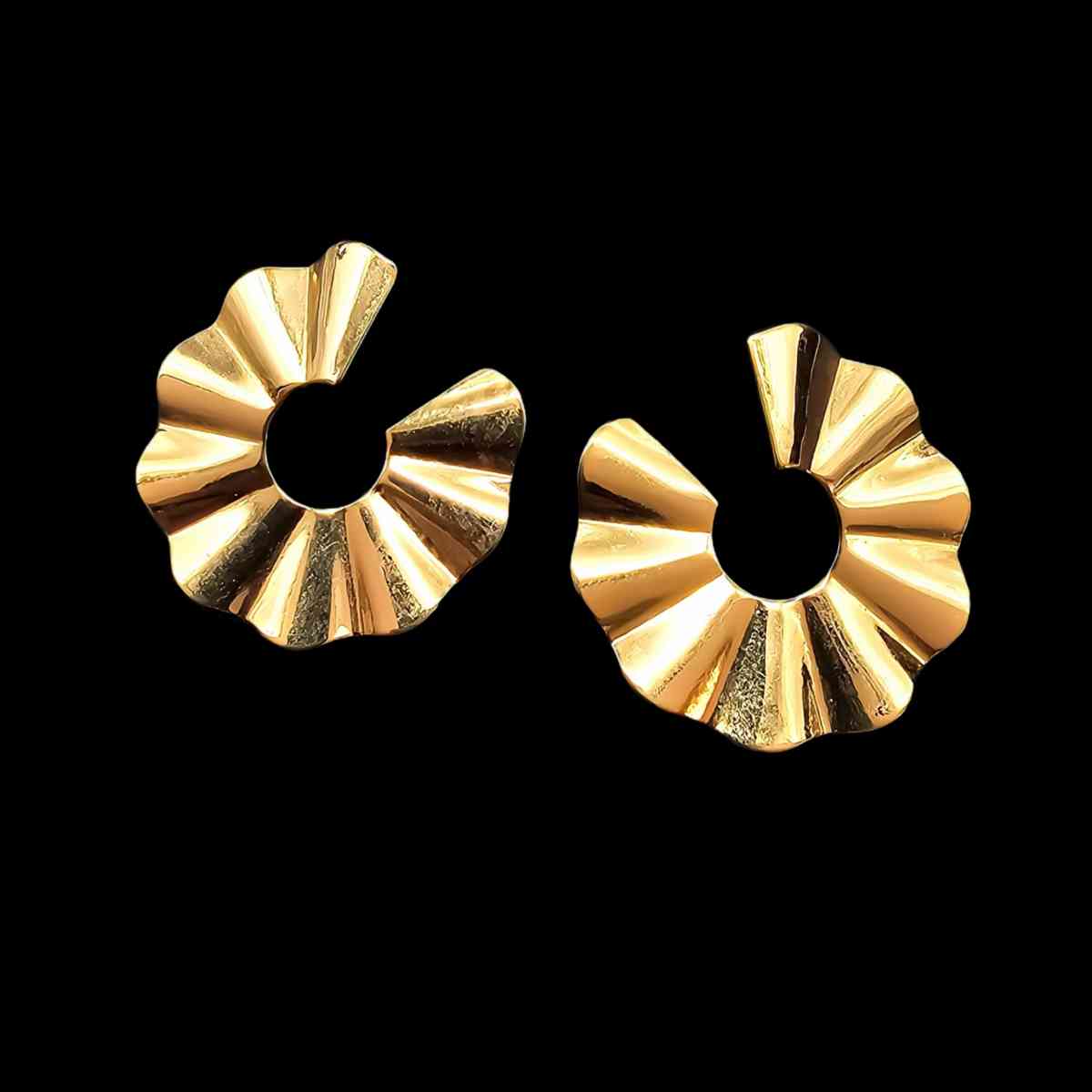 Avon Golden Crescent Stud Earrings
