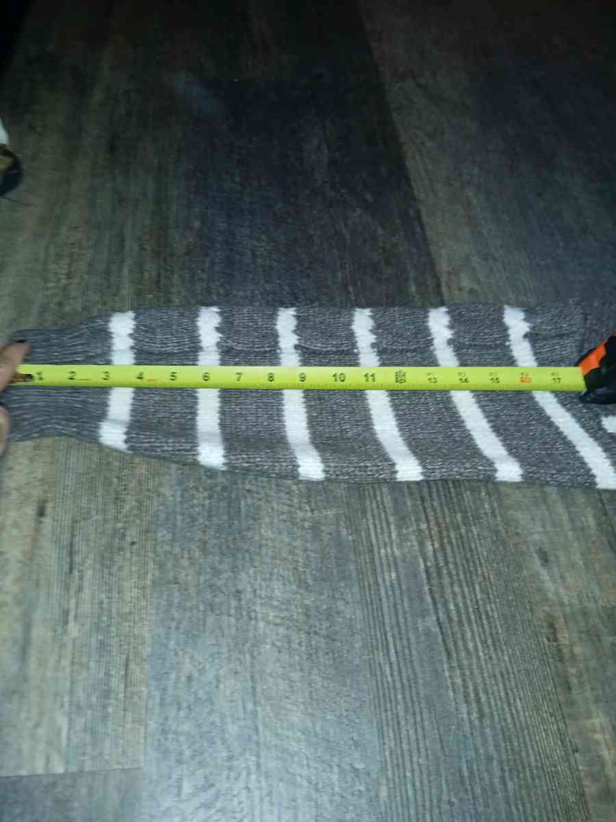 LC Lauren Conrad Size LG Cream and Dark Beige