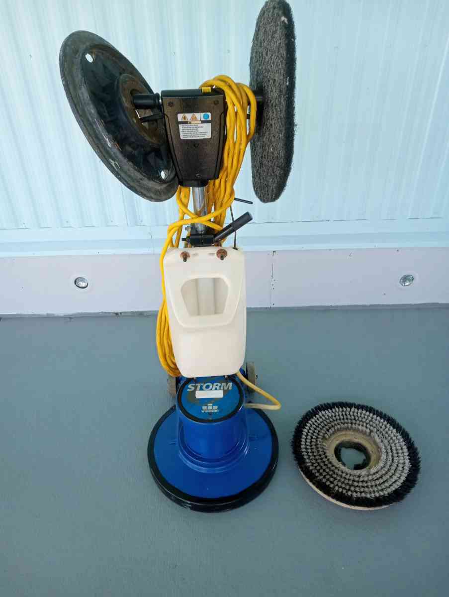 machine to polish floors or remove wax
