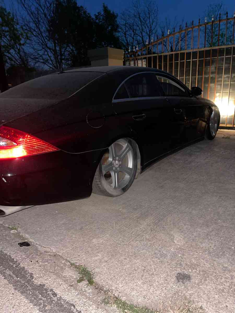 mercedes benz cls500