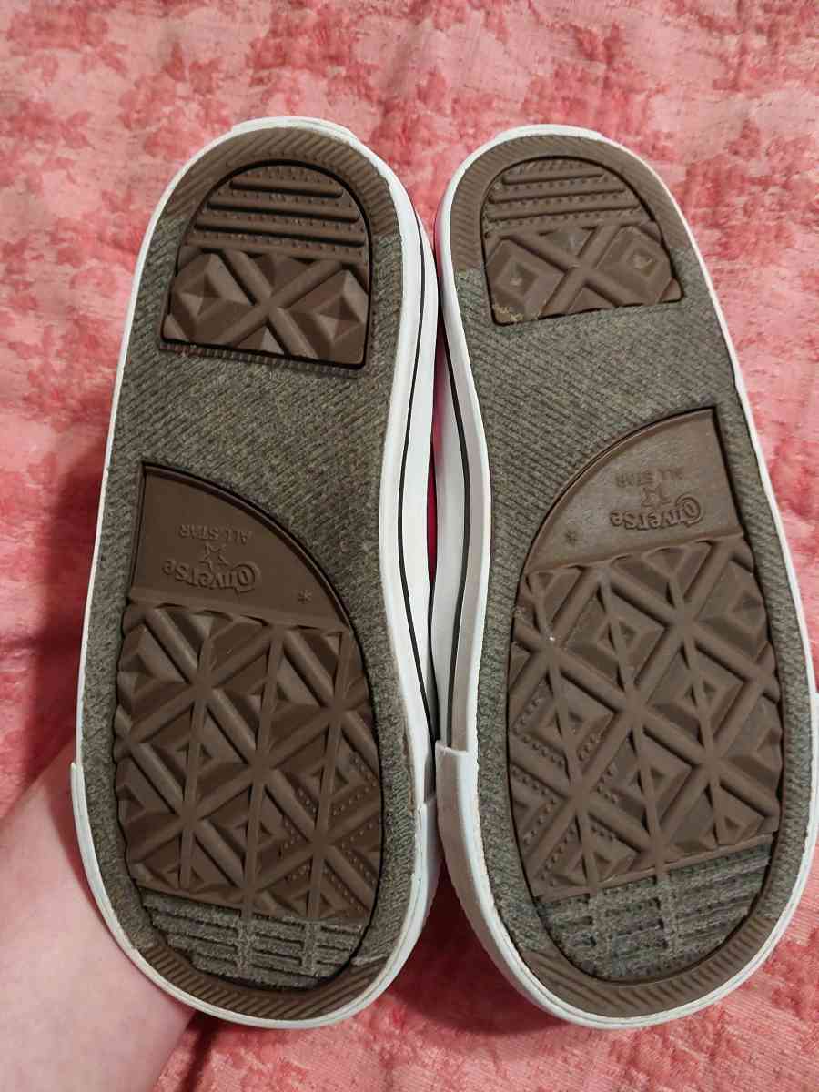 Girls Converse Allstar Chuck Taylors