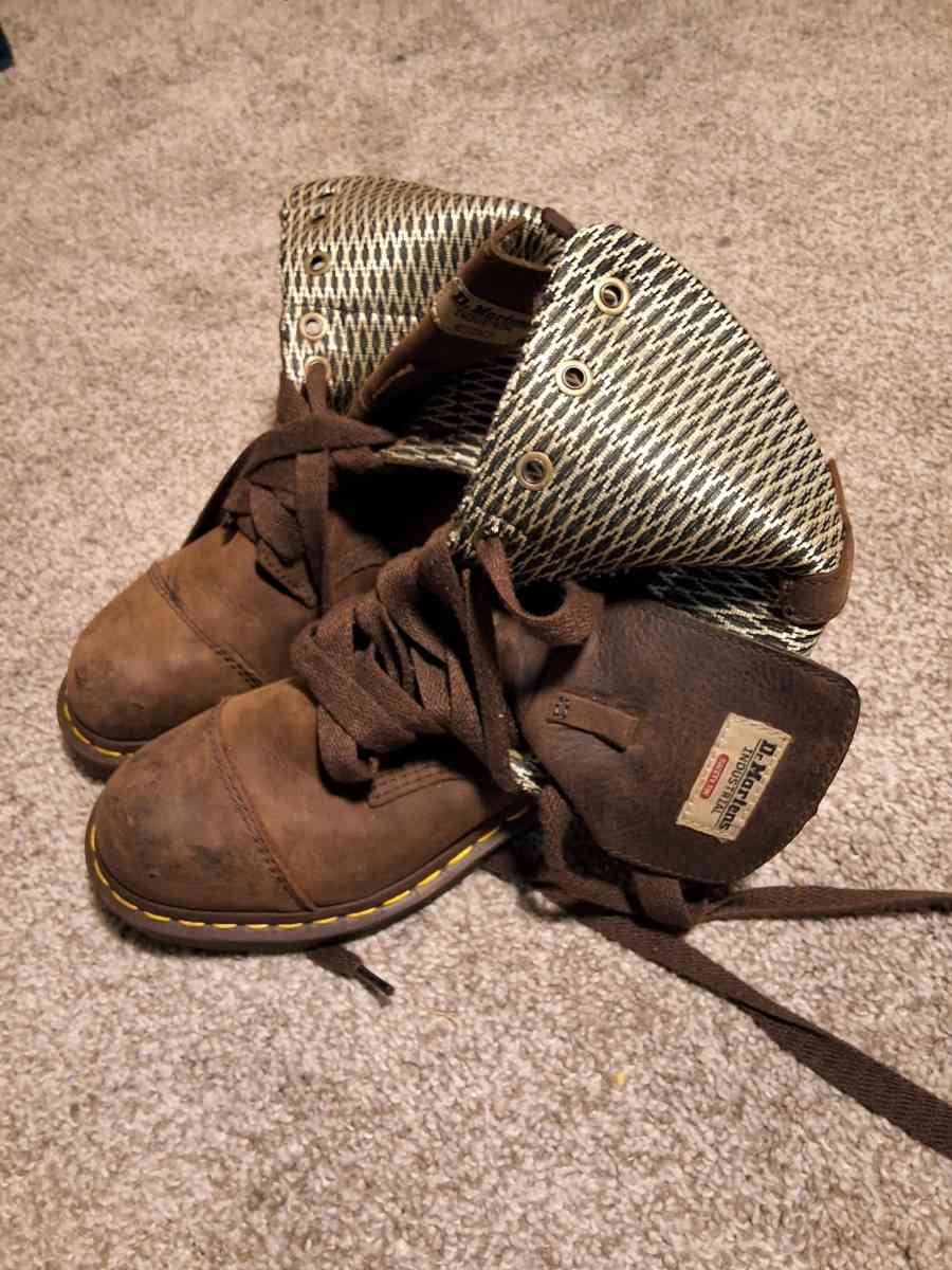 Dr Martins Womens Industrial Boot With safety toe