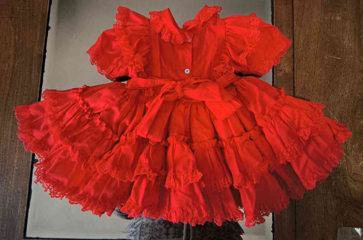 Vintage Betty Oden Kids Dress ruffle and puffy Size 3T Tag G