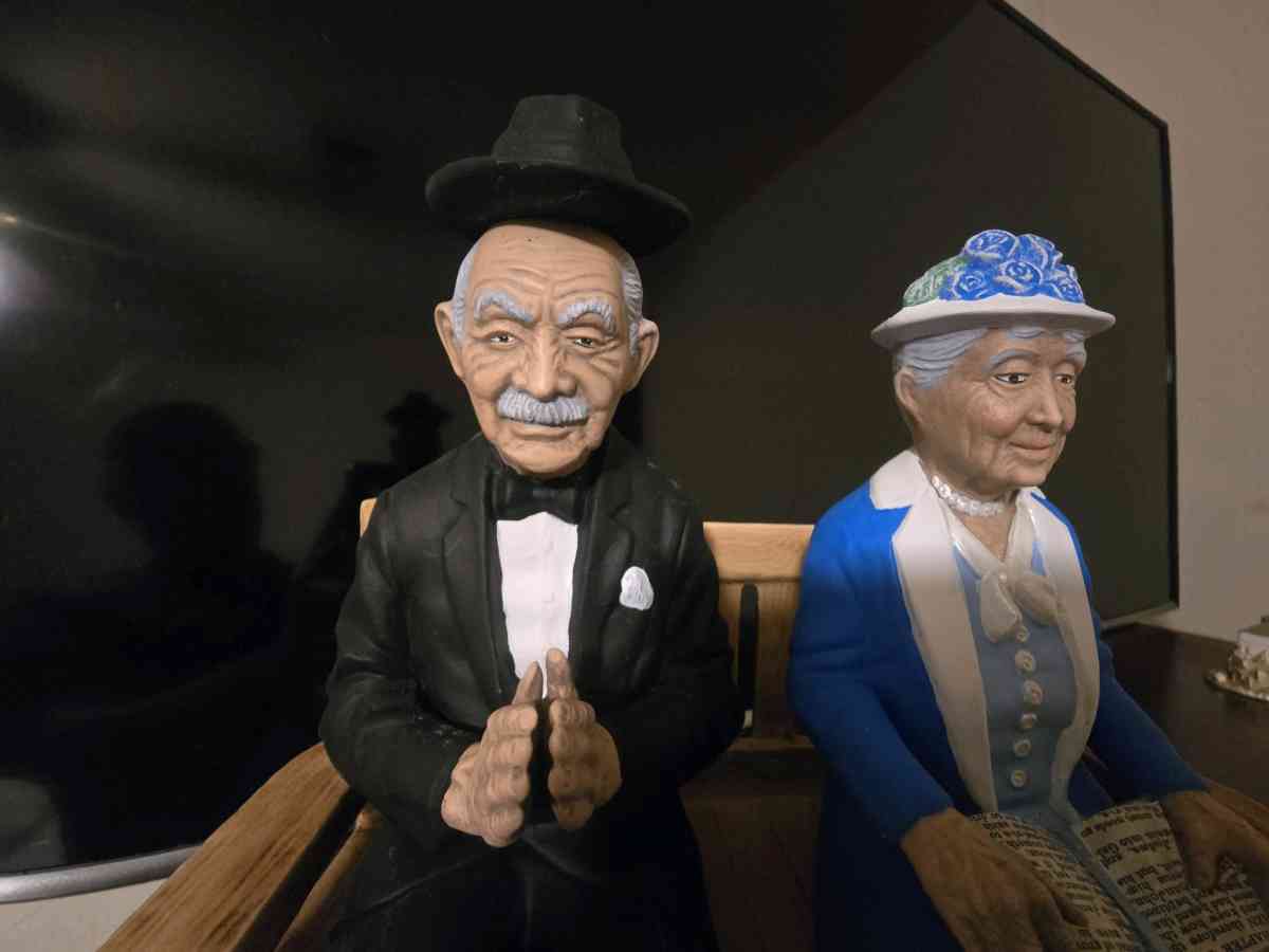 old couple figurine