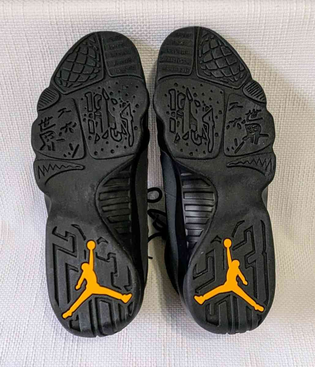 AIRJORDAN 9 RETRO Sneakers