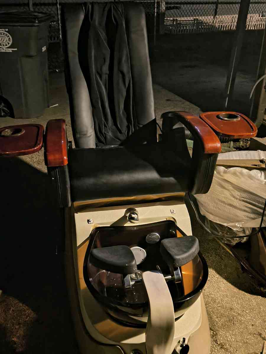 Massage and Pedicure Chair 2015