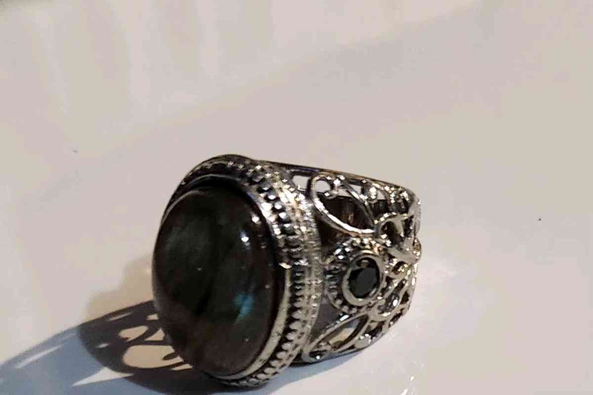 vintage ring