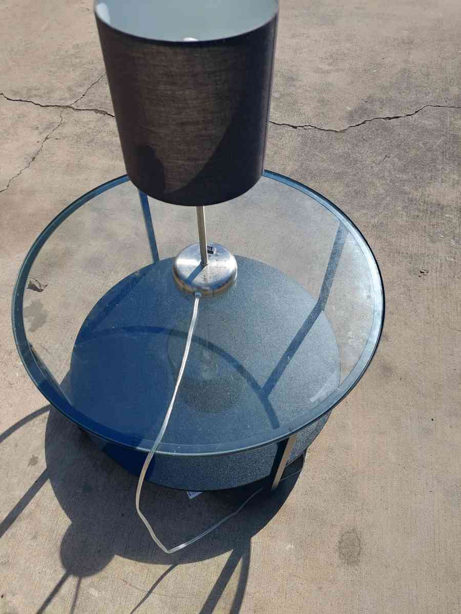 center tableand lamp