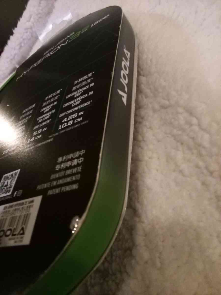 joola Hyperion 3s pickleball paddle