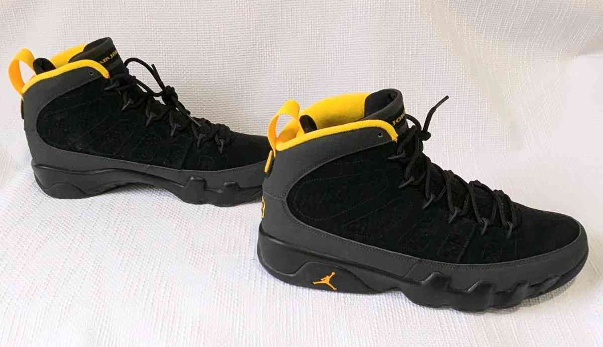 AIRJORDAN 9 RETRO Sneakers