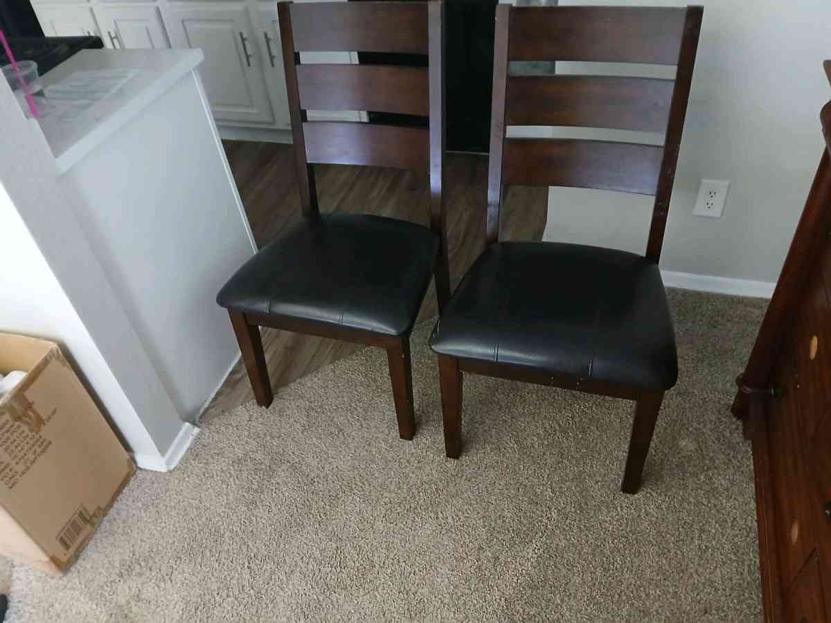 2 Dining Chairs