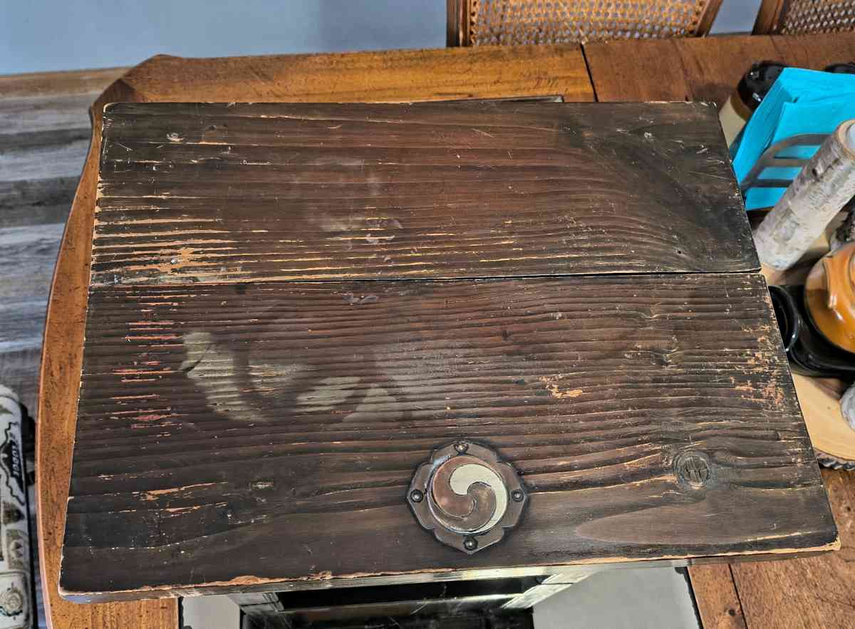 18901920 Korean Grain Chest Antique in original state