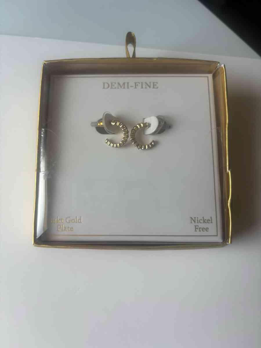 Diamond 14 karat gold plated earrings