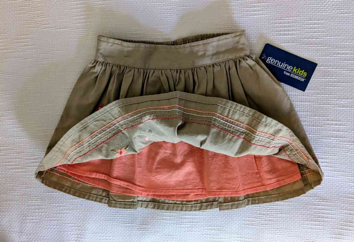 Two Pieces Girl Skirt Set