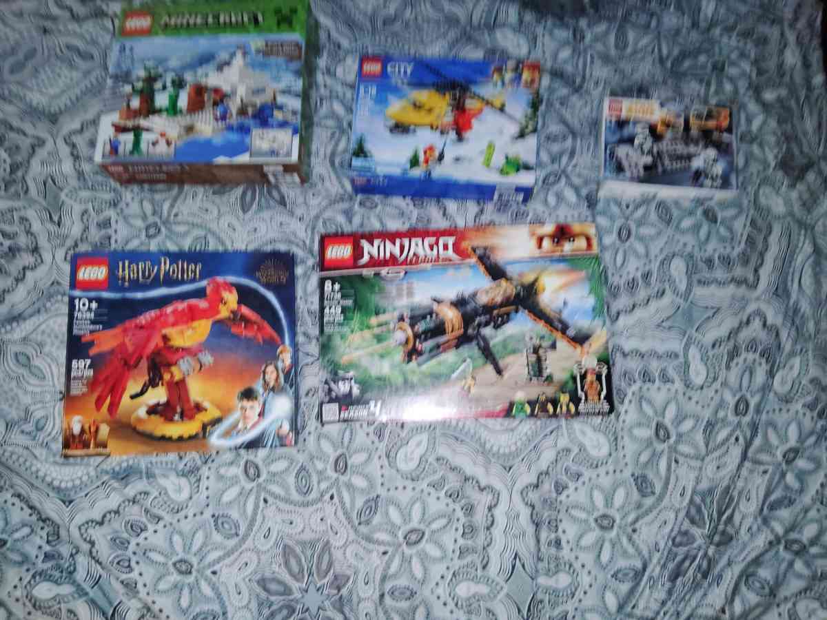 Lego set bundle all retired Lego sets