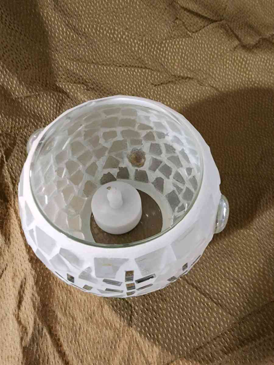 Mosaic snowflake candle holder