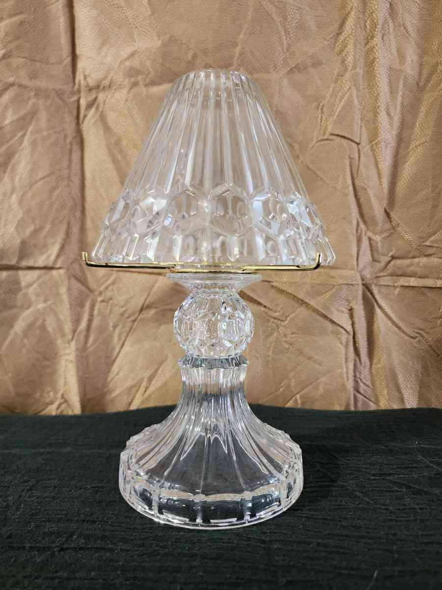 Crystal lamp tealight holder