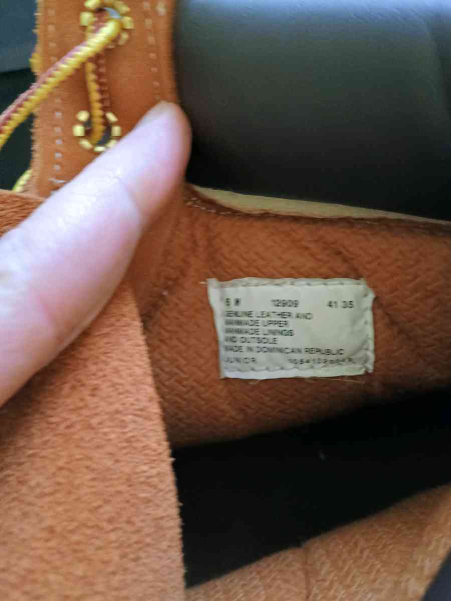 Timberland Boots size 6M Boys