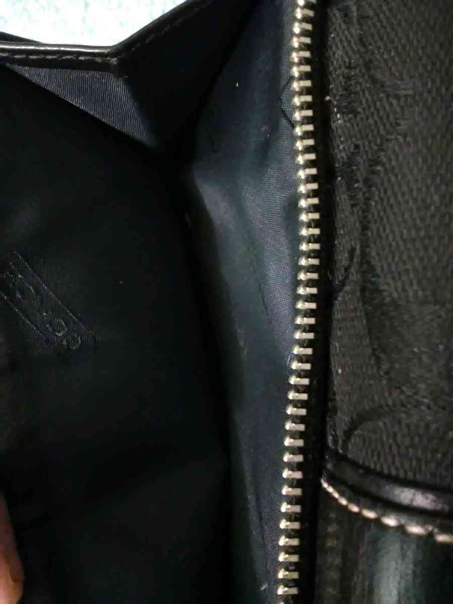 coach wallet black  need to go today