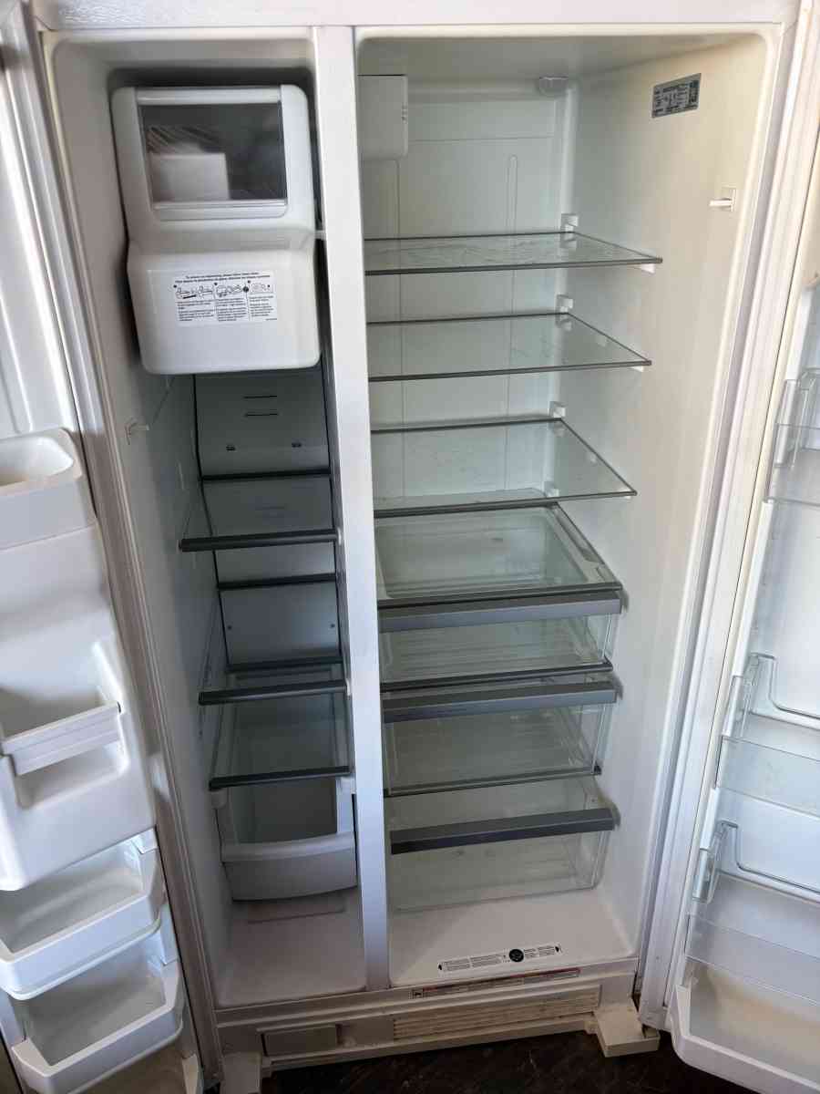 Double door Whirlpool Refrigerator