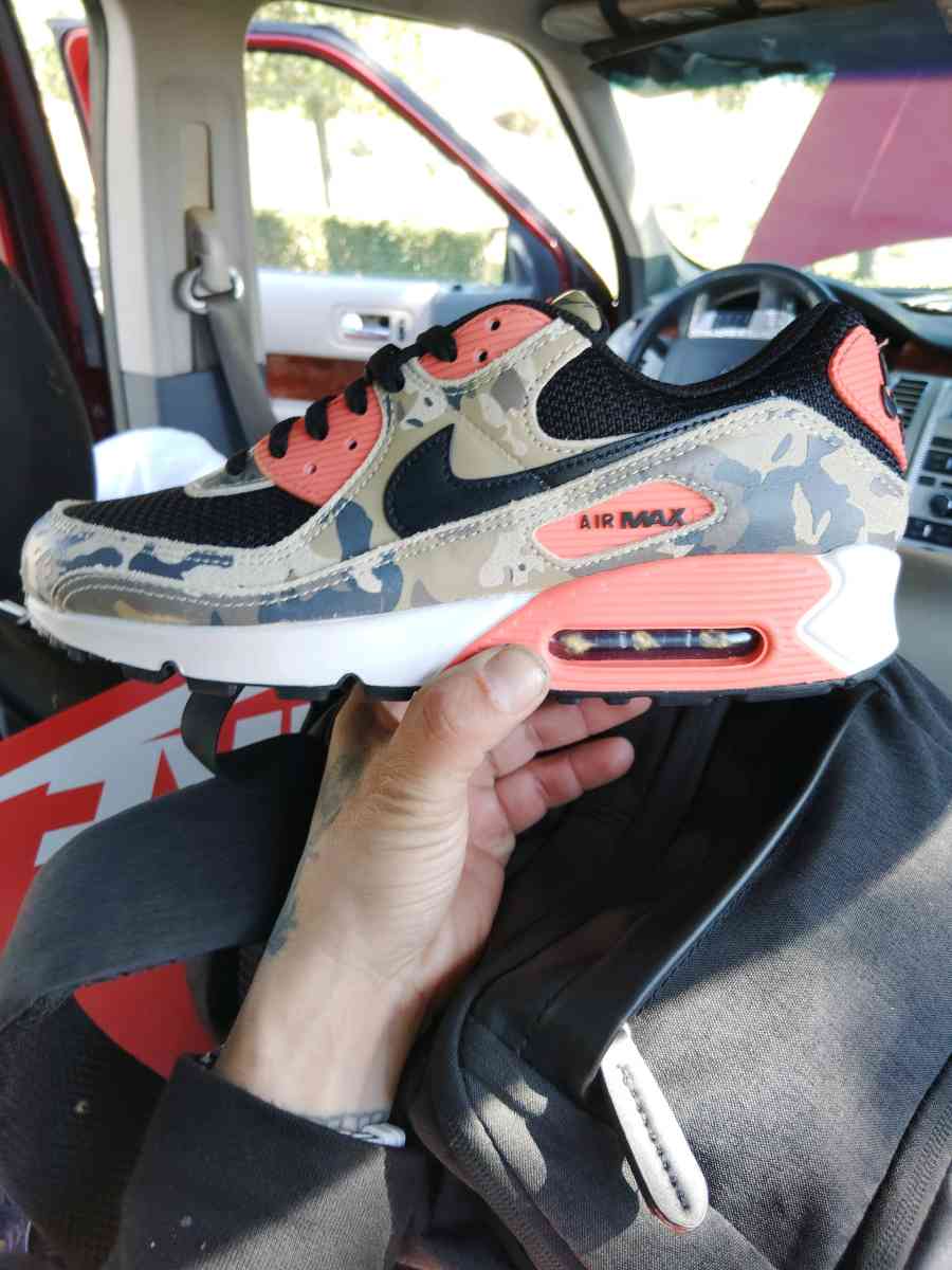 brand new shoes Nike Air maxes sizes 8 and 12