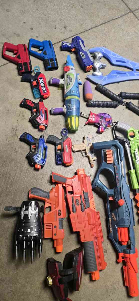 NERF GUNS EVERYTHING YOU SEE FOR 50