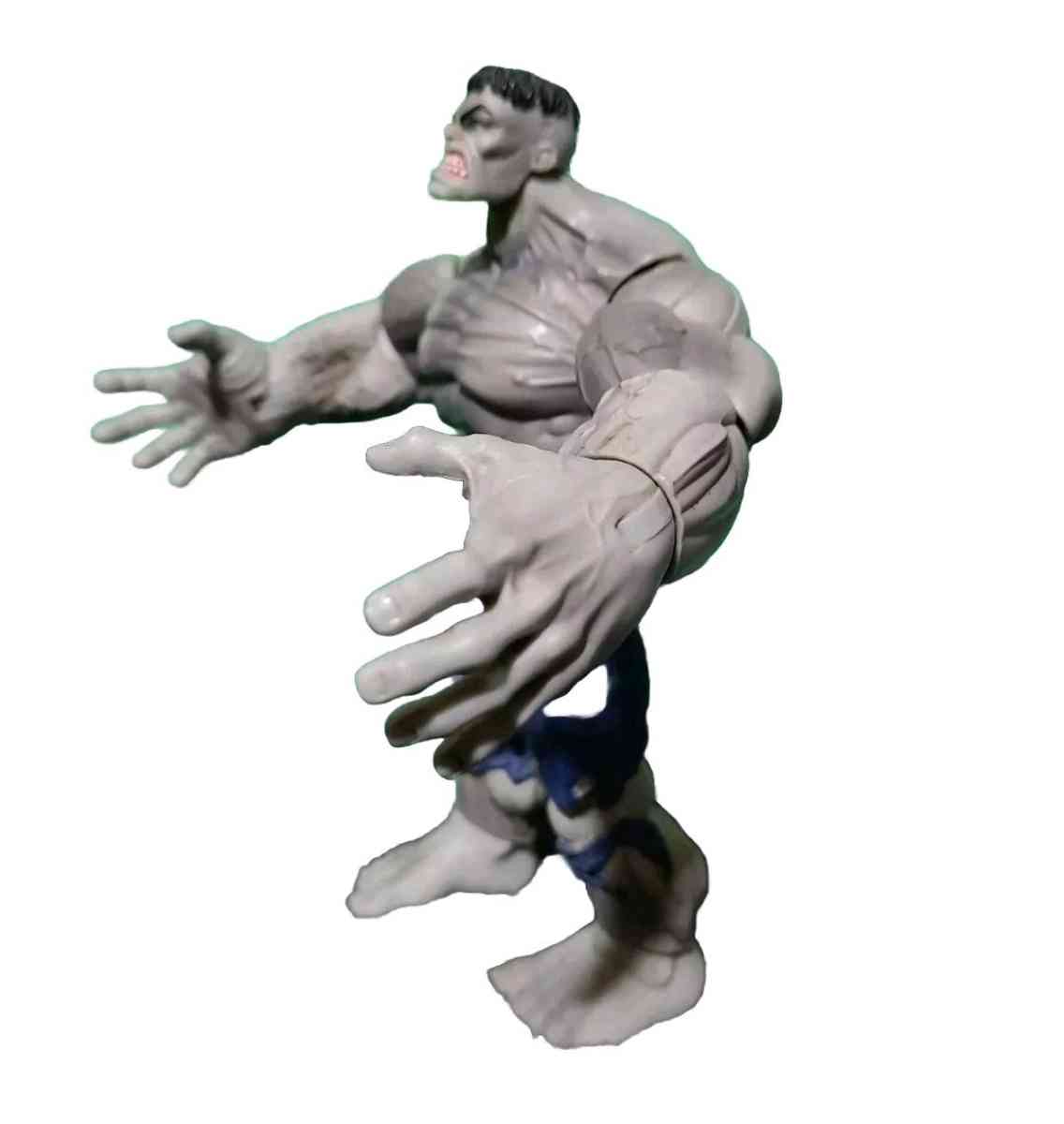 2007 Marvel Legends Savage Grey Hulk Limited Edition