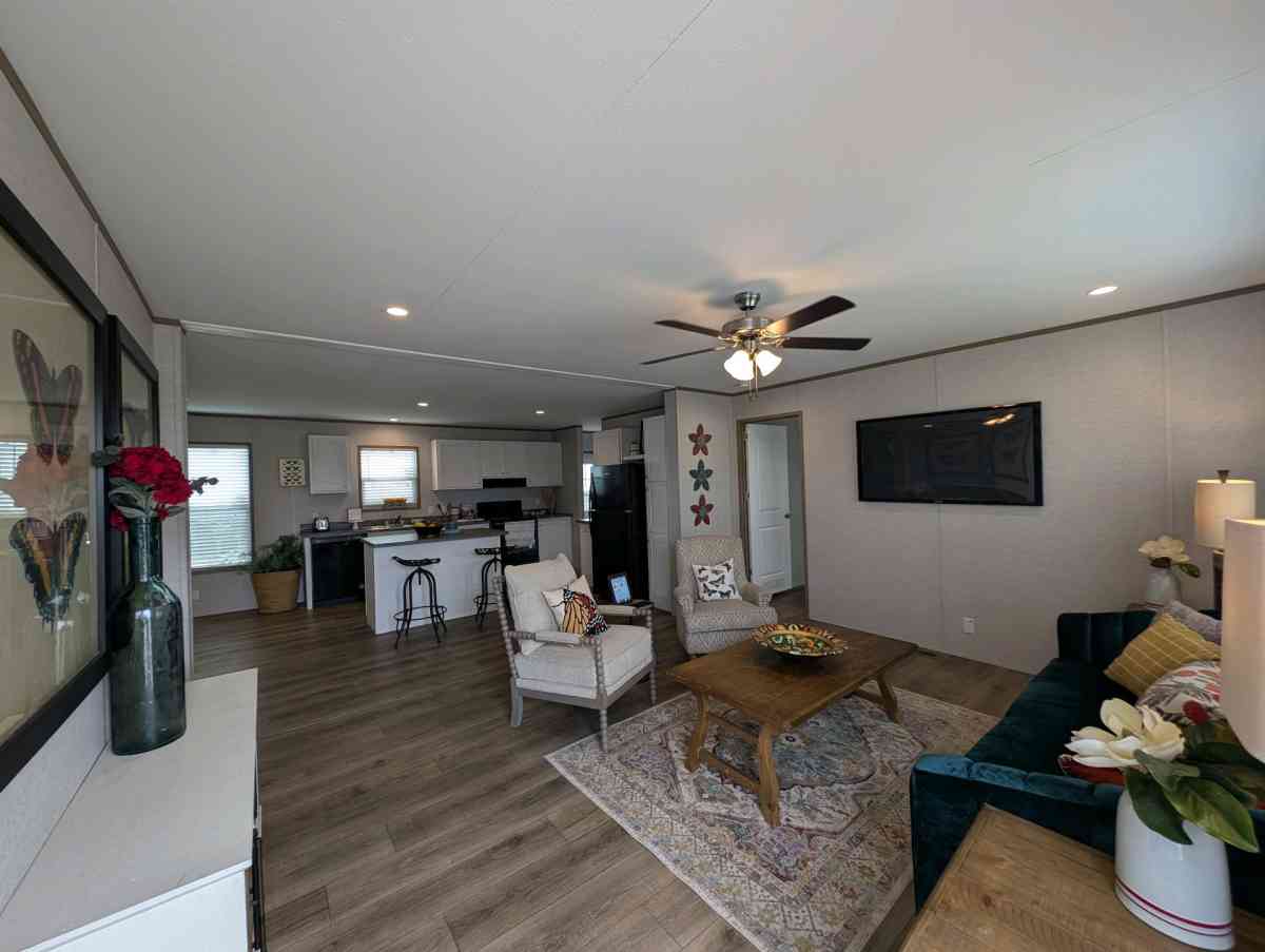 2025 Doublewide with 4 Bedroom and 2 Bathrooms