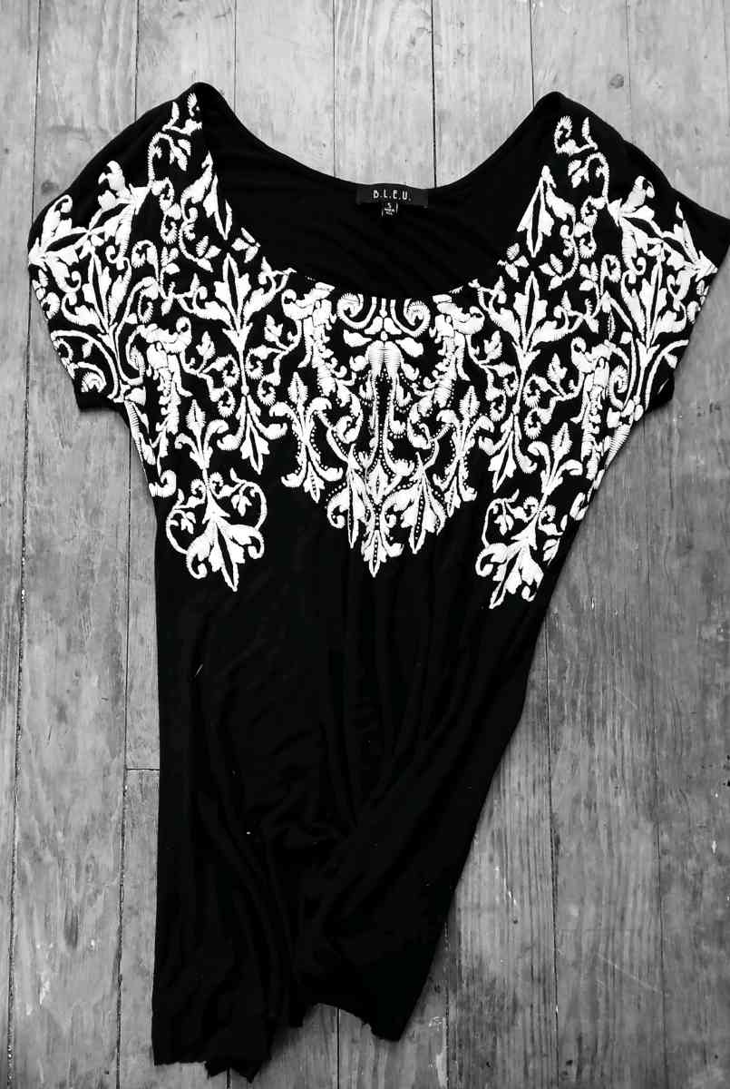 Bleu tunic NWOT Sz small