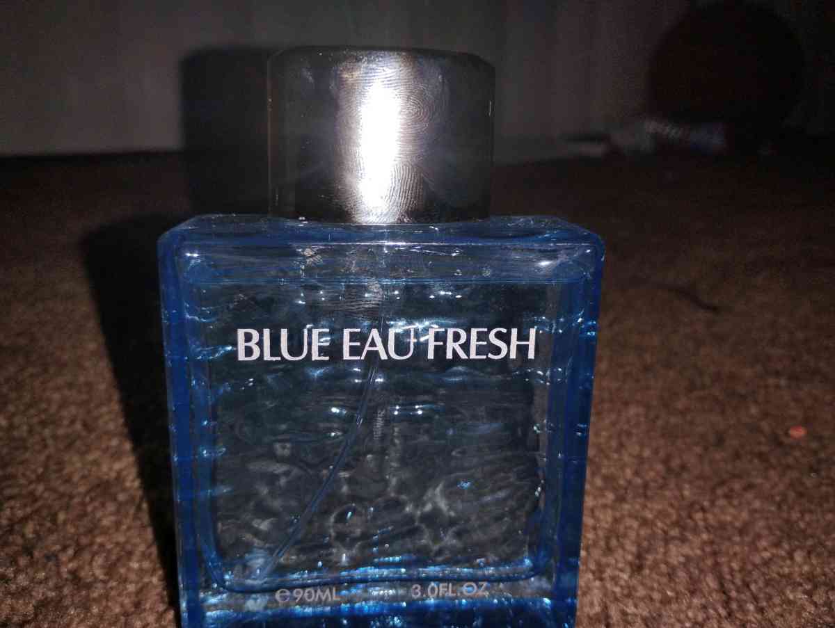 colonge smells good amazing umderatted luxury