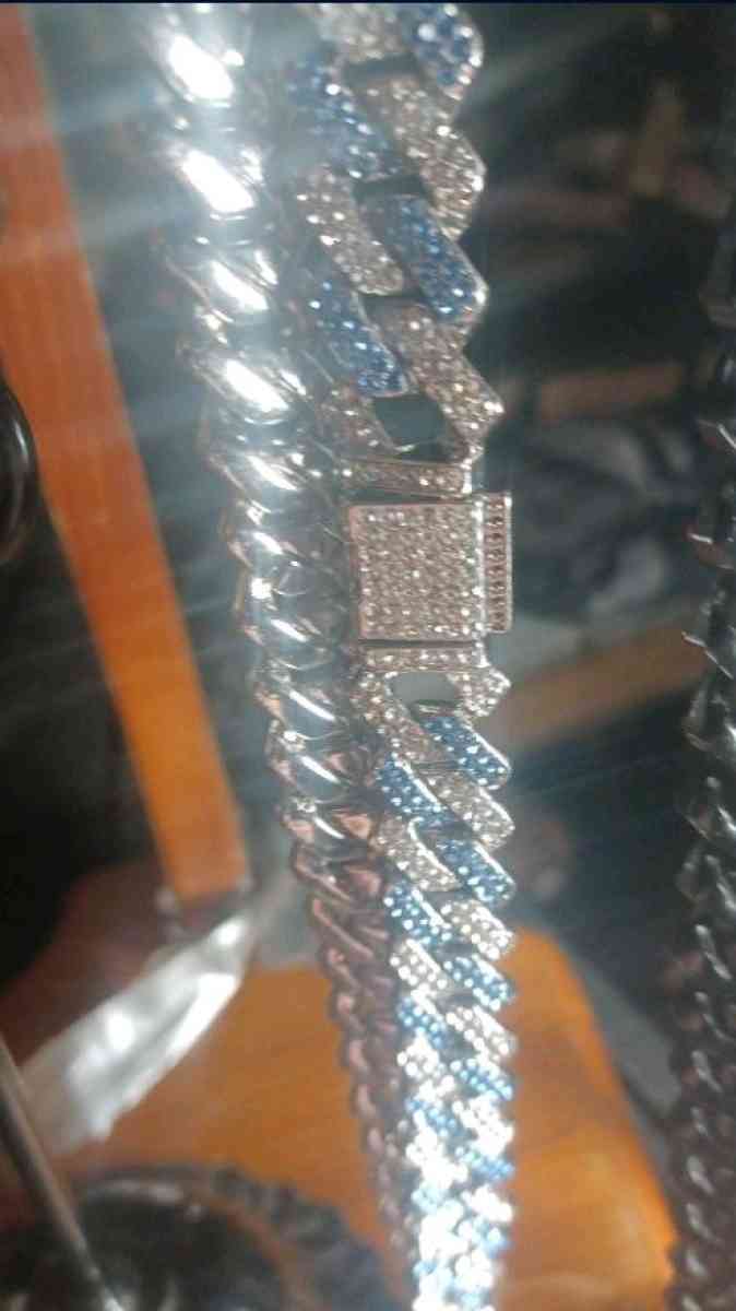 12mm Blue n Silver Chain