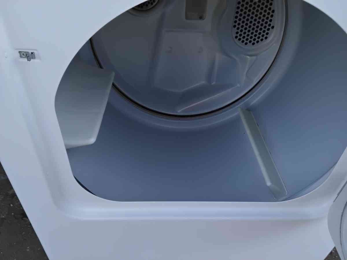 Nice White Sears Kenmore Heavy Duty Electric Dryer Like New