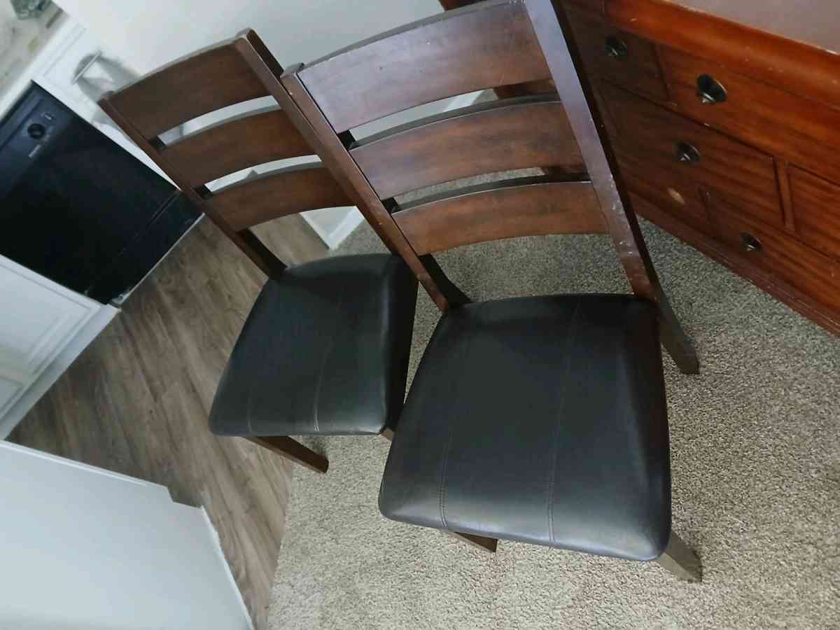 2 Dining Chairs