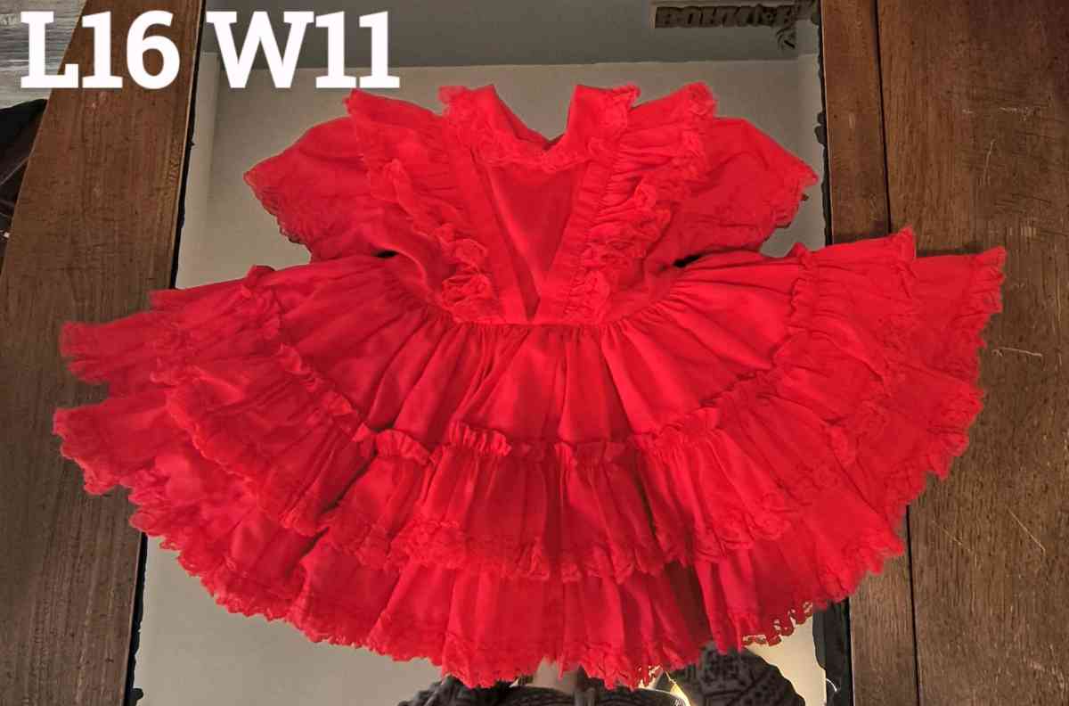 Vintage Betty Oden Kids Dress ruffle and puffy Size 3T Tag G