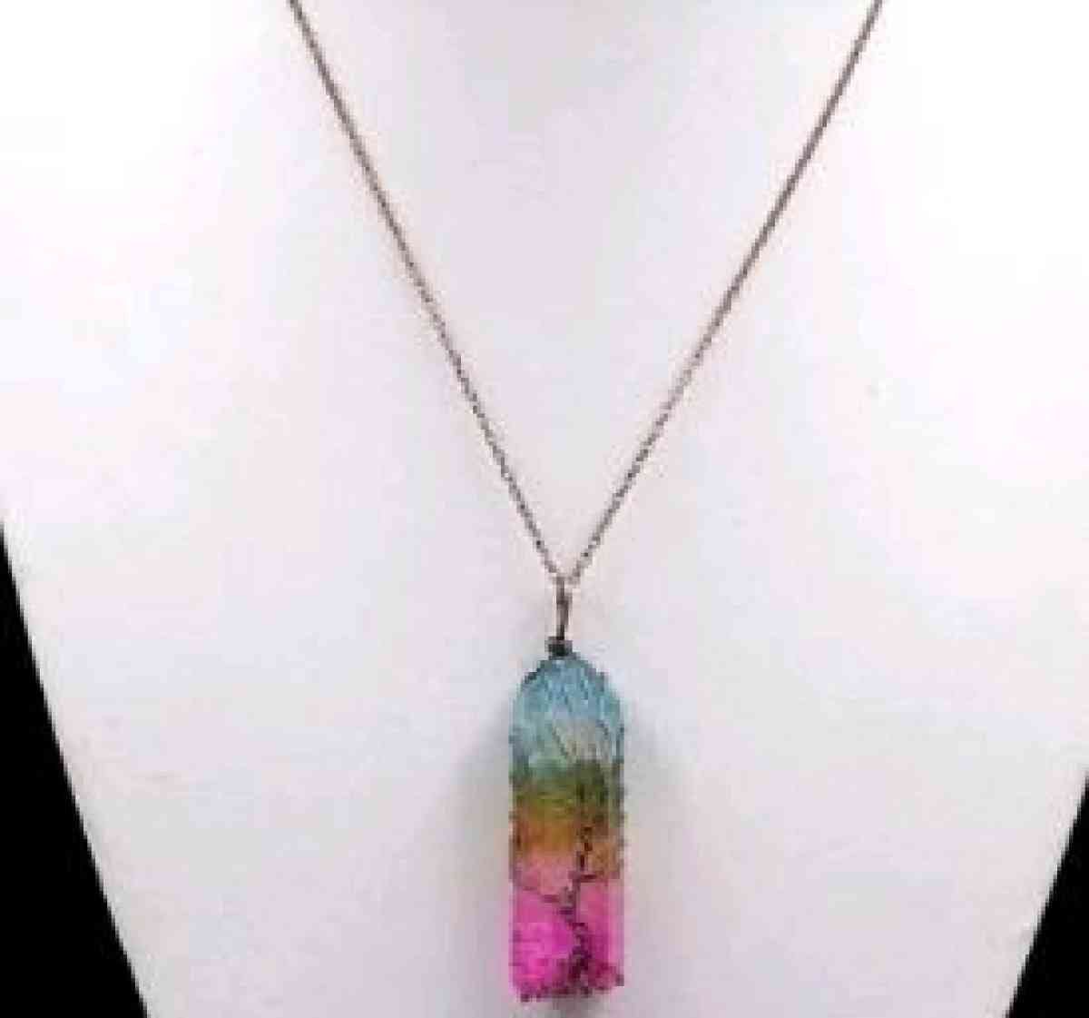 stone pendant necklace
