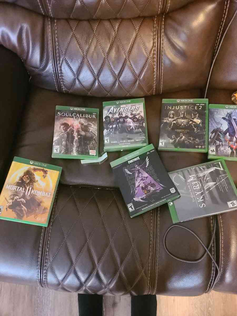 Xbox one with controller and games