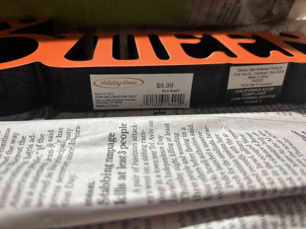 happy Halloween Sign