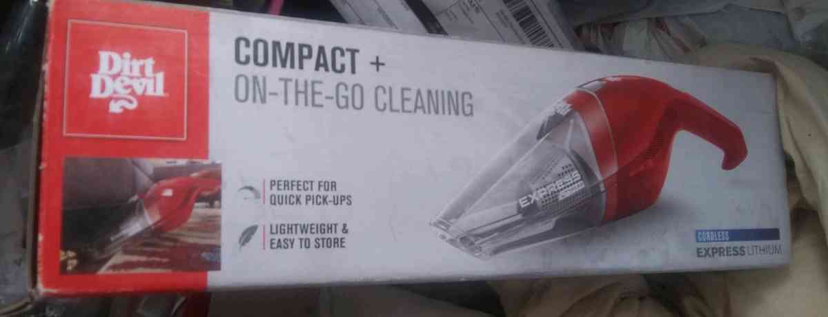 Dirt Devil vacuum New in Box