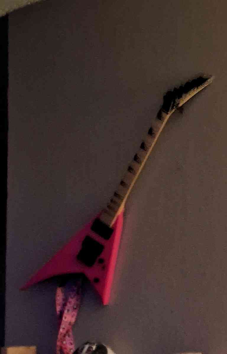 Jackson Electric guitar almost new Barbie Pink