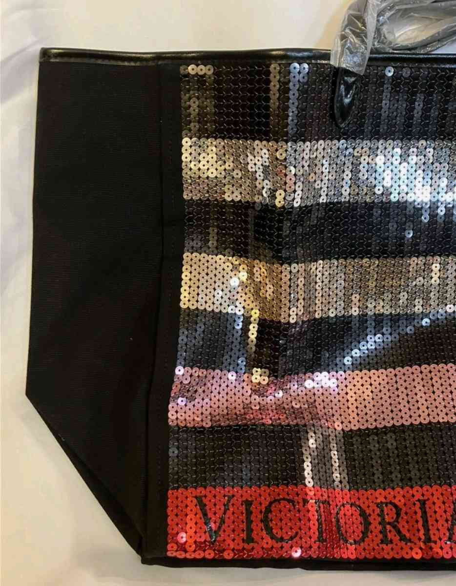 brand new large tote no flaws with tags